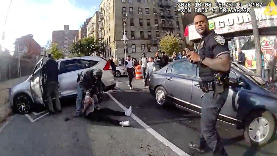 Federal Judge Blocks Deportation of Dominican Man Shot During NYC ICE Arrest Federal Judge Blocks Deportation of Dominican Man Shot During NYC ICE Arrest