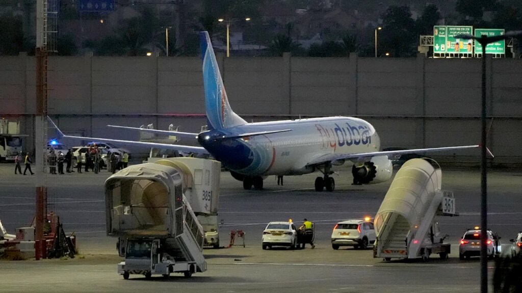 Co-Pilot Grounded by Airline Before Mid-Flight Stabbing Incident