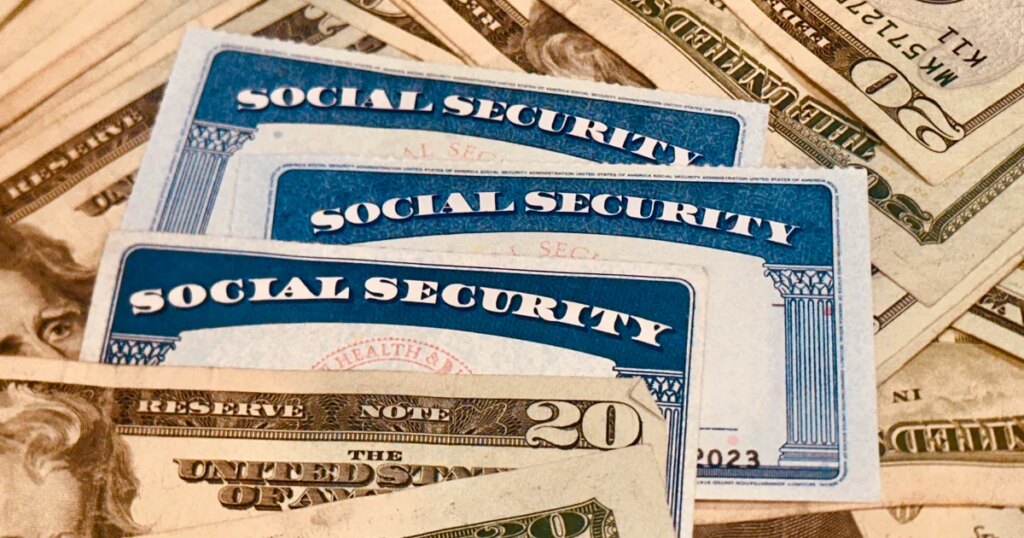 $90 Social Security Checks Issued Amid Disparities Affecting 40 Million Seniors $90 Social Security Checks Issued Amid Disparities Affecting 40 Million Seniors