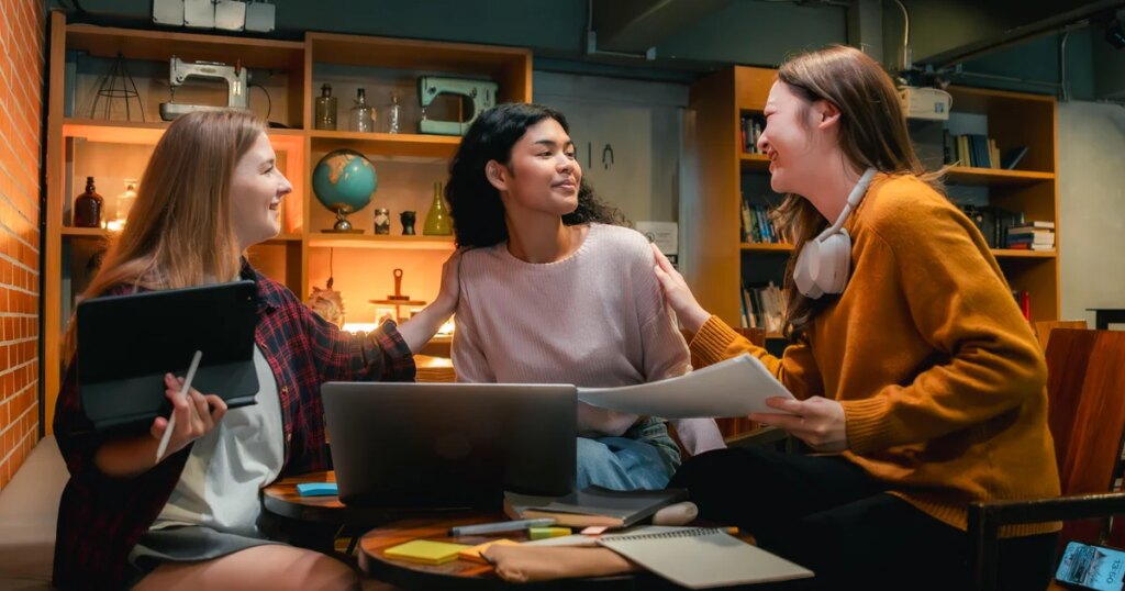 College Students Launch AI-Driven Startups from Dorms in "America's Startup" Contest